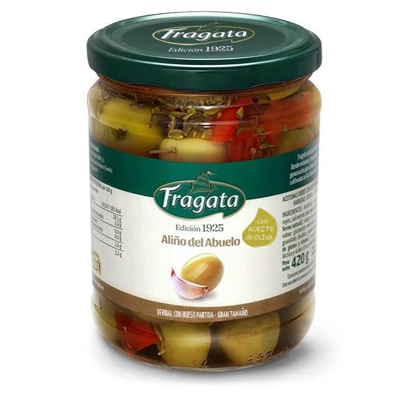 Aceitunas verdes Verdial con hueso partidas aliñadas estilo del abuelo