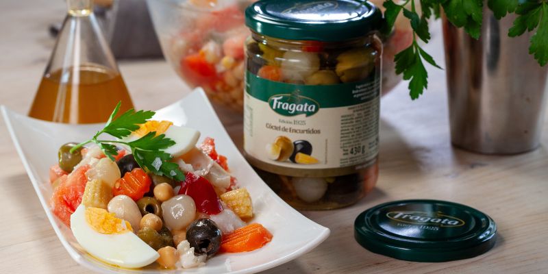 Ensalada mediterránea con aceitunas fragata